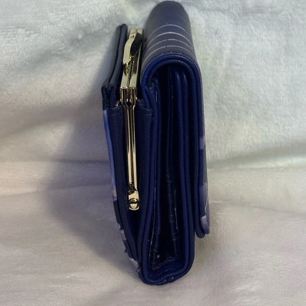 Loungefly Jasmine and Rajah Navy Blue Tri-Fold Wallet - Picture 3 of 7